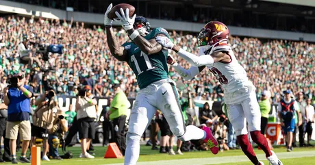 Hurts throws for 319 yards, Elliott's 54-yarder lifts 4-0 Eagles past  Commanders 34-31 in OT