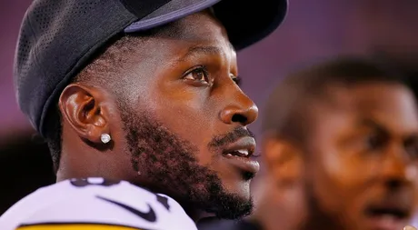 Antonio Brown urging Dez Bryant to sign with Steelers is an awful idea -  Behind the Steel Curtain