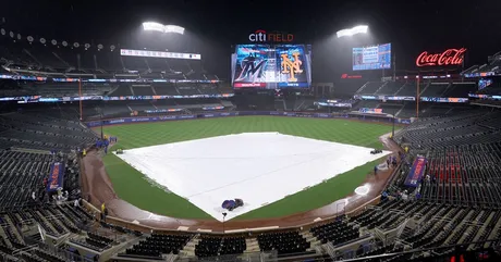 CHGO Cubs Podcast: Pete Alonso and the rain cool off the Chicago