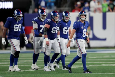 Starting guard Shane Lemieux carted off field - Big Blue View