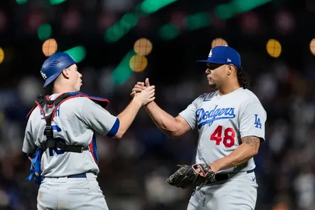 Free Metro Express buses for Dodgers' National League Division