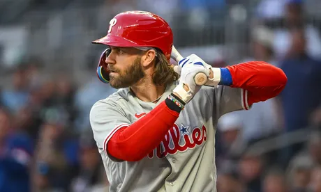 Harper homers, Phillies shut down slugging Braves 3-0 in Game 1 of NLDS -  Newsday