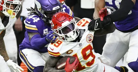 Chiefs-Jets Week 4 Snap Counts: Kelce in the groove; Pacheco on