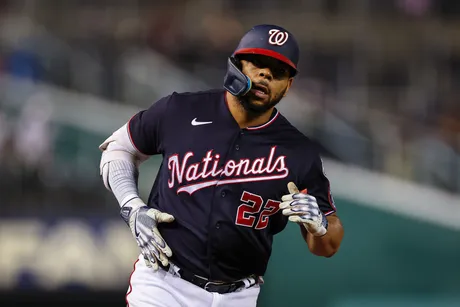 Nationals hit season-high 5 home runs, overpower Braves 10-6