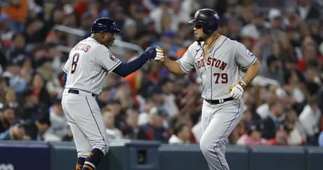 Jose Abreu's bat is heating up, rewarding Astros' patience