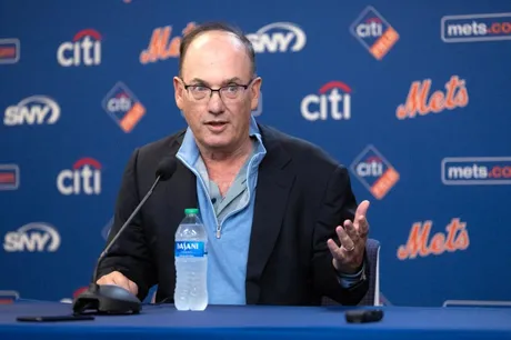 Two of the most popular New York Mets players in franchise history will  have their uniforms retired. Team owner Steve Cohen announced that…