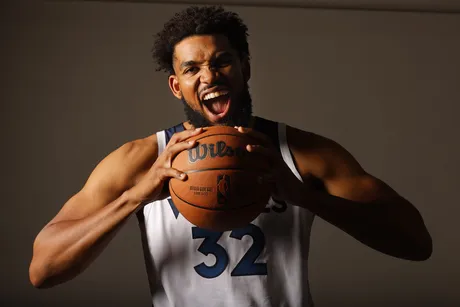 Modern day Tyson Chandler - Fans mock Mitchell Robinson for titling  himself 'HIM' after being ranked on ESPN's top 100 list