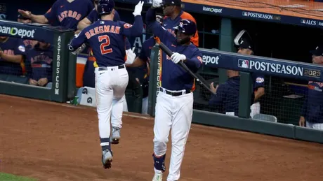 Jose Altuve Made Costly Baserunning Blunder After Alex Bregman's Near-Home  Run vs. Rangers - Sports Illustrated