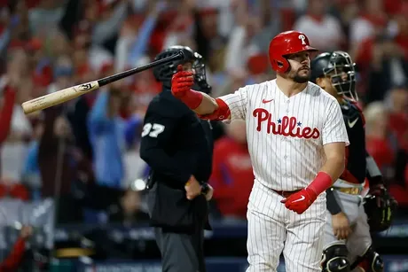 Phillies' Kyle Schwarber ties Reggie Jackson with more MLB playoff