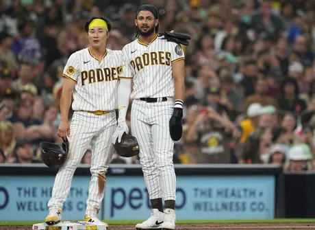 Reaction to Padres uniform unveil is not good - Gaslamp Ball