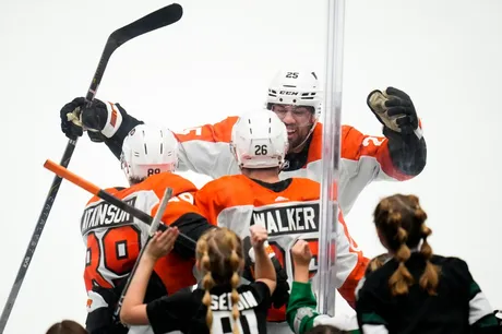 Stars goalie Scott Wedgewood earns first start of the season vs. Flyers