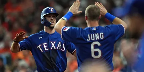 Josh Jung injury update: Rangers 3B leaves game early vs. Reds after hit by  pitch - DraftKings Network