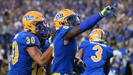 Pitt Panthers Duo Earns AP All-American Honor