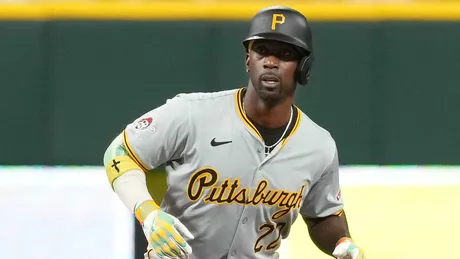 ESPN insider has bullish prediction for Pirates' patience in free agency, but fans don't buy it